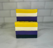 Bars that Benefit: TheyDeeBug- a 90s scented favorite