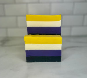 Bars that Benefit: TheyDeeBug- a 90s scented favorite